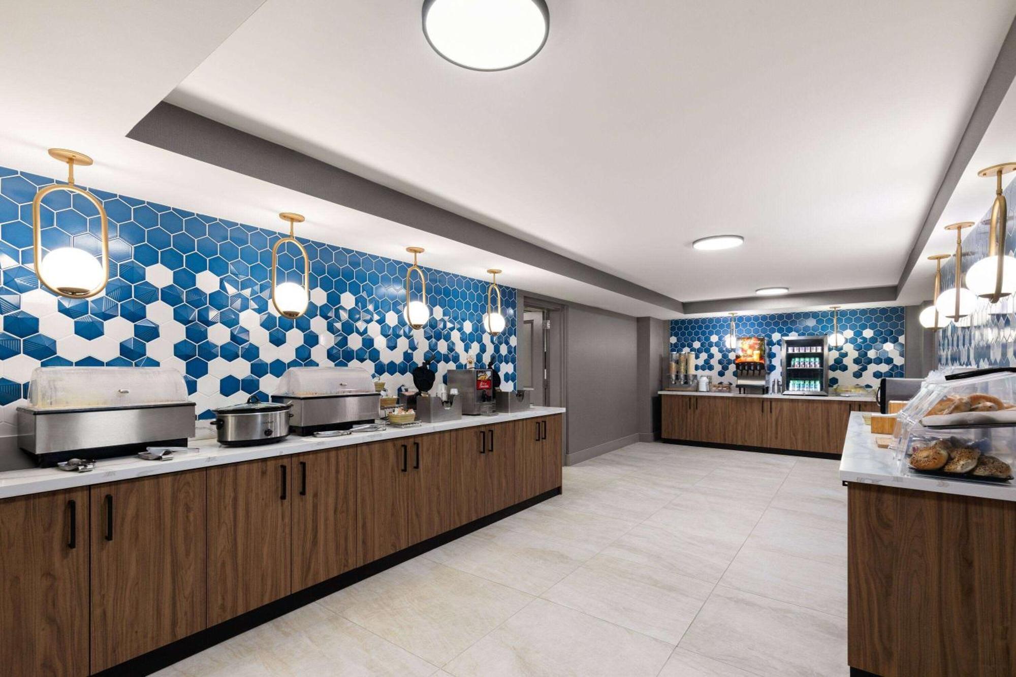 La Quinta By Wyndham Knoxville Central Papermill Bagian luar foto