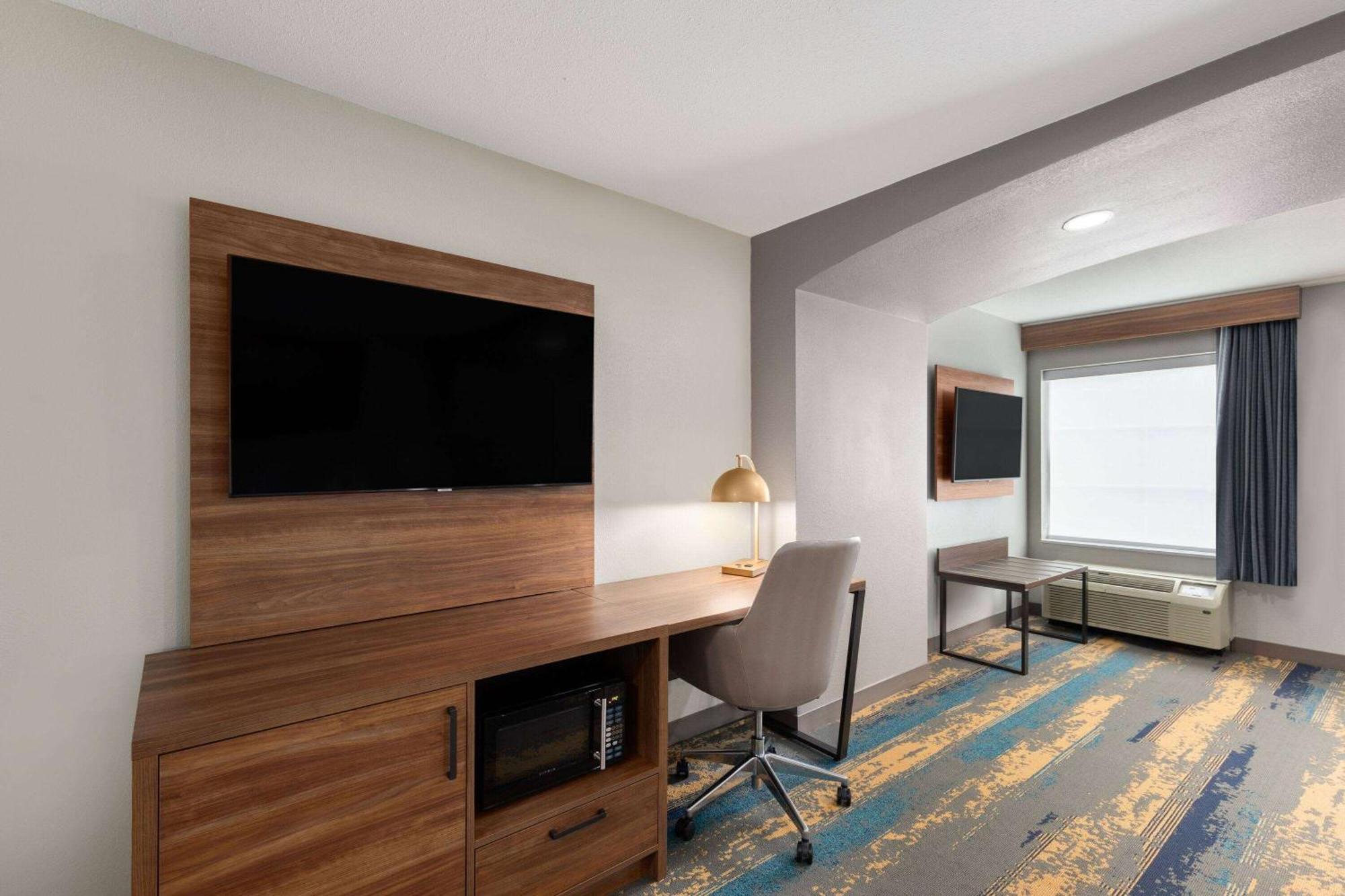 La Quinta By Wyndham Knoxville Central Papermill Bagian luar foto