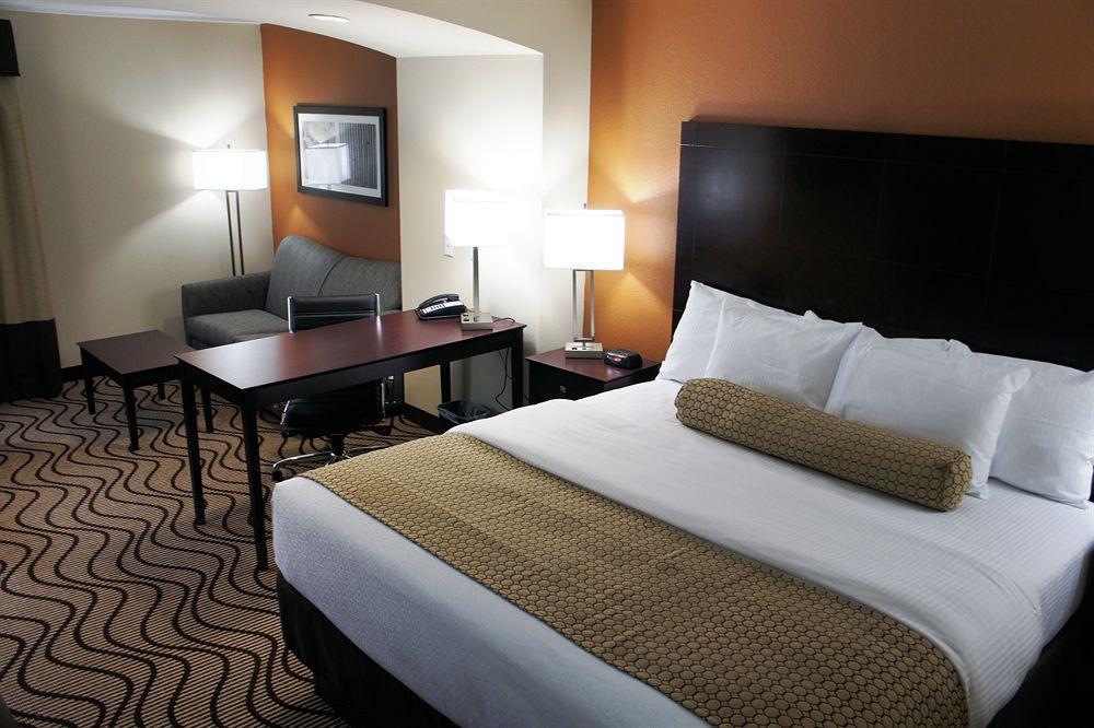 La Quinta By Wyndham Knoxville Central Papermill Bagian luar foto